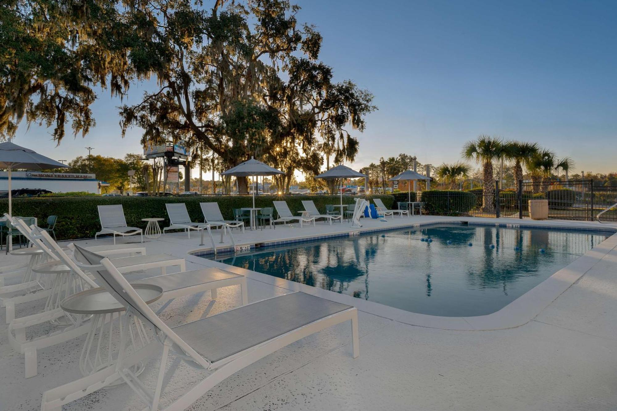 Spark By Hilton Savannah Midtown Zewnętrze zdjęcie